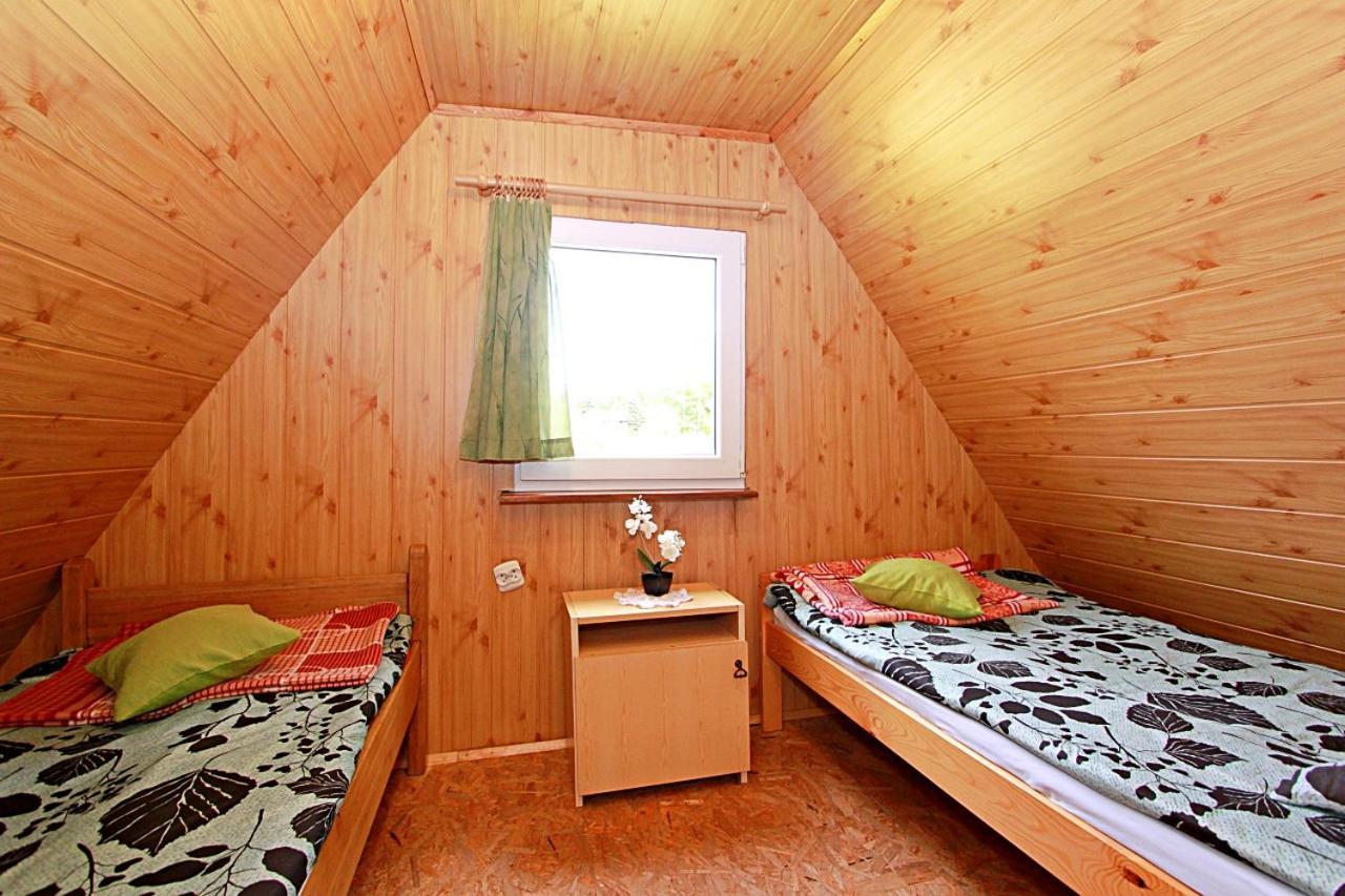 Domki Wczasowe Mazury - Ferienhaus Masuren - Do 12 Osob - Idealny Dla Grup Dluzek Eksteriør billede